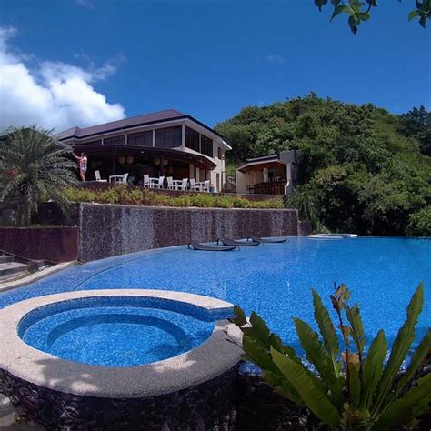 𝗧𝗛𝗘 𝟭𝟬 𝗕𝗘𝗦𝗧 Hotels in Caramoan of 2024 (from ₱734).